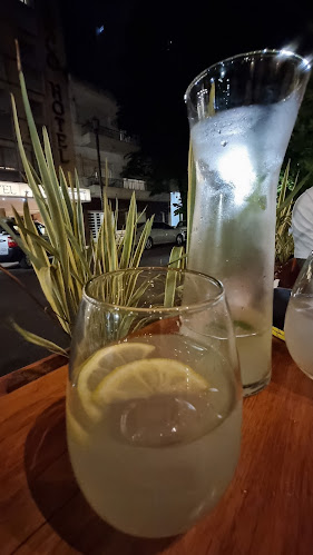 Comentarii opinii despre Hueso - Parrilla & Bar