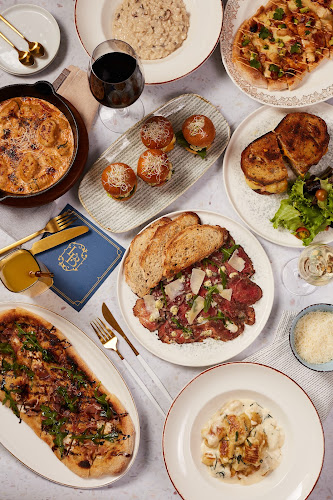 Las Bolena Tea Room & Restaurant