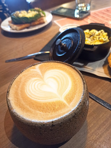 Av. Julio Argentino Roca 681, U9120 Puerto Madryn, Chubut