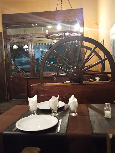 La Rueda & Avellaneda Automóvi Club - Avellaneda