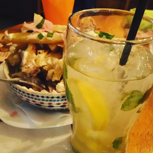 Fray Luis Beltrán 1041, Q8302 Neuquén