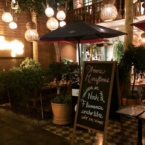 C. Atahualpa 175, Miraflores 15074, Perú