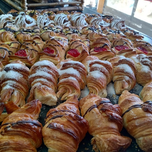 Comentarii opinii despre Panaderia Dulces Tentaciones