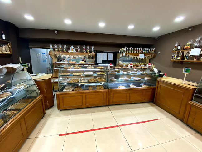 Opinii despre Panadería y Confitería "La Nueva Florida" în Rosario - Gastronomía y hostelería