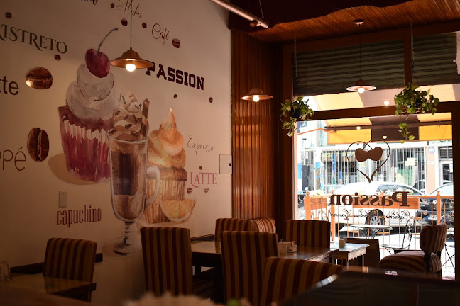 Opinii despre Passion Cafetería y Heladería Gourmet Lavazza&Martinez în EYJ - Gastronomía y hostelería