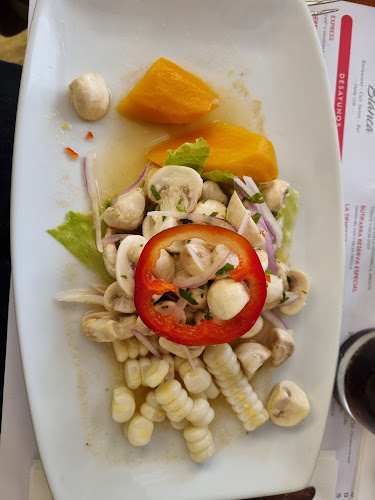 Opinii despre La Tiendecita Blanca în miraflores - Gastronomía y hostelería