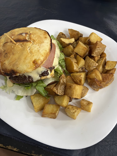 Opinii despre Sensi Food - Casa de Comidas în Santa Fe de la Vera Cruz - Gastronomía y hostelería