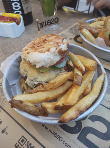 Comentarii opinii despre MIL820