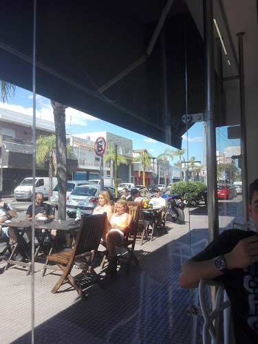 Av. Cazón 700, B1648 Tigre, Provincia de Buenos Aires