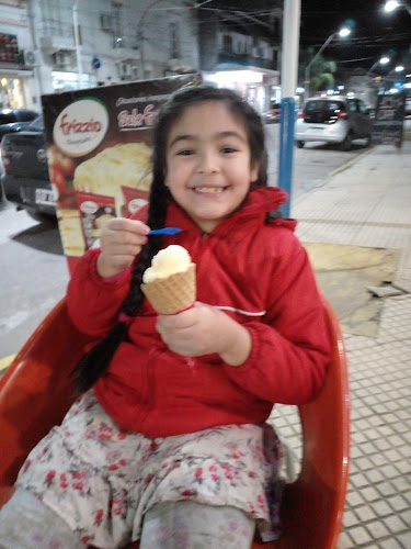 Grido heladeria - esquina