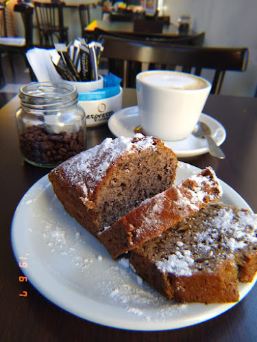 Mendoza 3783 Paseo Comercial Ciro, S2002PCK Rosario, Santa Fe