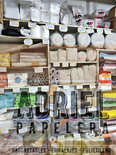 Mercado lo de Sandra + Papelera Adriel