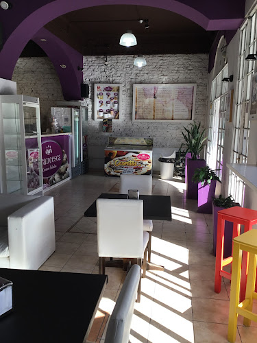 Opinii despre Francesca Cremas Heladas în Bahía Blanca - Gastronomía y hostelería