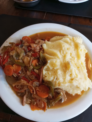 Opinii despre La Nona Restaurante Parrilla y Rotisería în San Luis - Gastronomía y hostelería