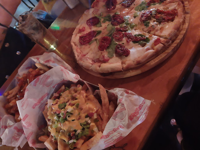 Av. Hipólito Yrigoyen 1630, M5600 San Rafael, Mendoza