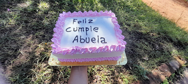 Comentarii opinii despre Heladeria y pastelería Rollitos de dulzura