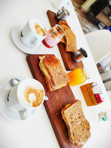 Feel Coffee & Brunch - San Miguel