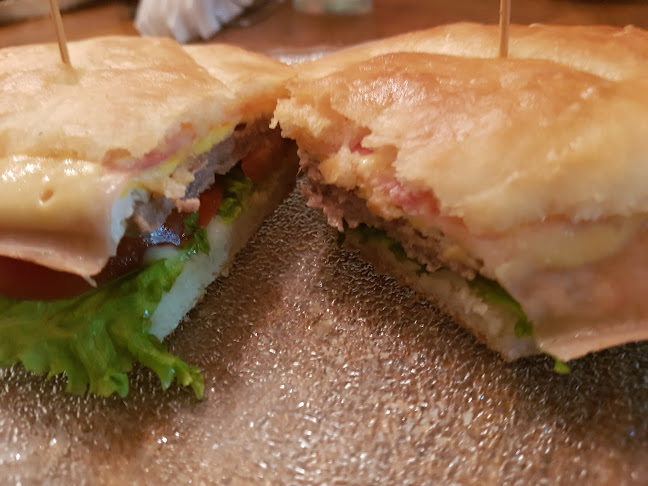 ARC, Av. Laprida 280, H3500 Resistencia, Chaco