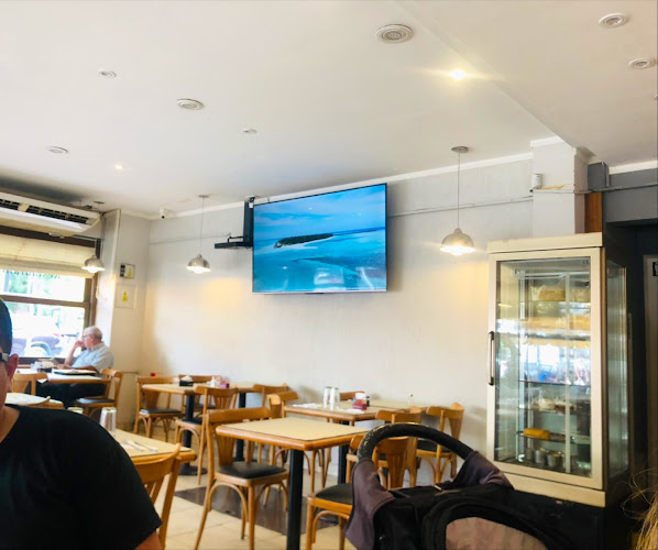 Opinii despre Beverly Hills Escobar în Belén de Escobar - Gastronomía y hostelería