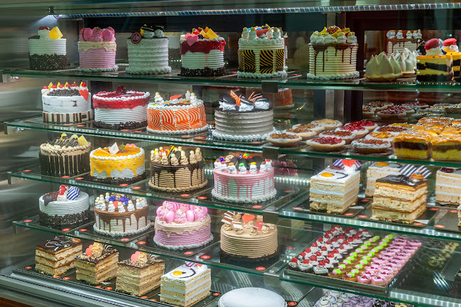 Opinii despre Panadería y Confitería Le An - Sucursal Cno Centenario e/503 y 504 în Gonnet - Gastronomía y hostelería