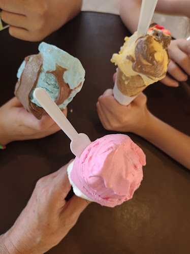 CR helados & café - BTC