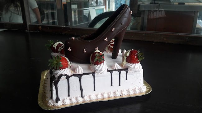 Comentarii opinii despre Panadería & Confitería "Josefina"
