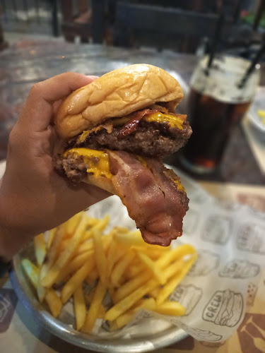 Opinii despre Burger crew în Gral. Rodríguez - Gastronomía y hostelería