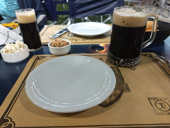 Comentarii opinii despre Alte Deutscher Santa Fe (Choperia Viejo Alemán)