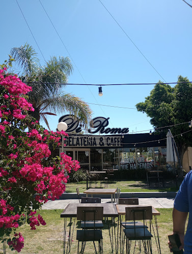Comentarii opinii despre Heladería y Cafetería Di Roma Acceso