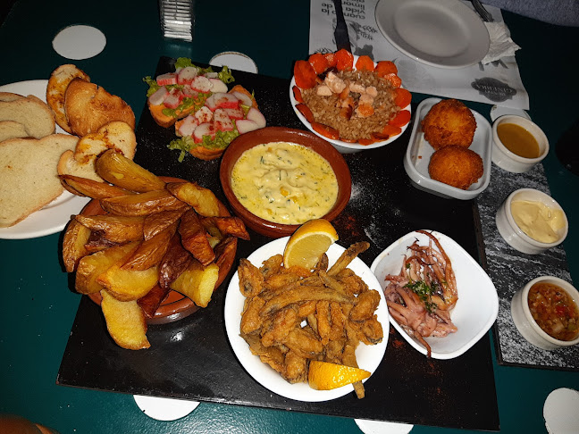 España 841, B7300 Azul, Provincia de Buenos Aires