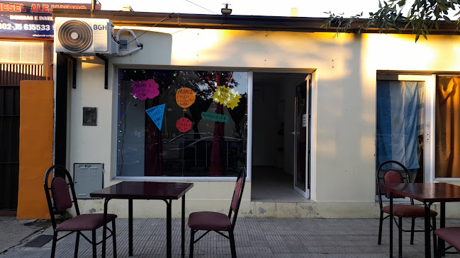 La Plaza Rotiseria - Gastronomía y hostelería