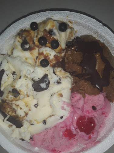 Opinii despre Heladería Natalia în Gran Buenos Aires - Gastronomía y hostelería