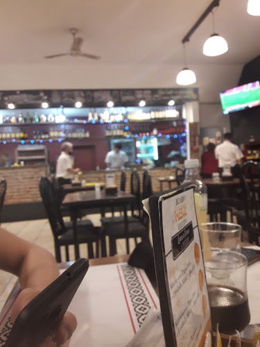 Comentarii opinii despre Bizarro Cafe Bar