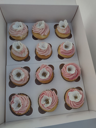 Dulce Adrogue - Adrogué