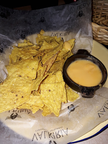 Comentarii opinii despre KIRA ROOFTOP