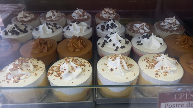 Crescent Pasteleria - Gastronomía y hostelería