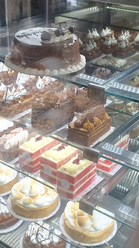 Opinii despre Santa Trinidad în La Plata - Gastronomía y hostelería