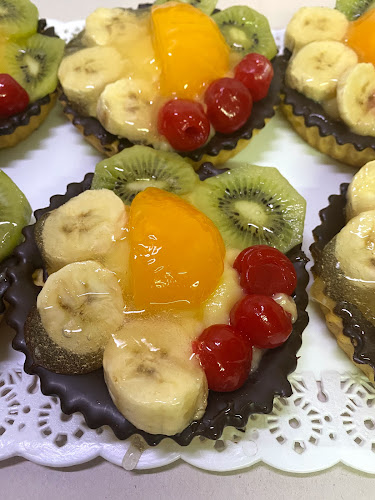 Panadería y Confitería "La Nueva Florida" - Gastronomía y hostelería