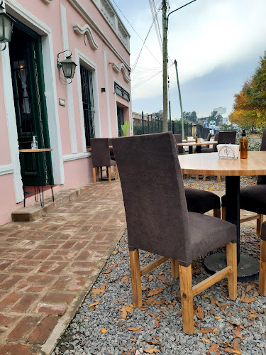 Av. 12 de Octubre 1425, B1629 Pilar, Provincia de Buenos Aires