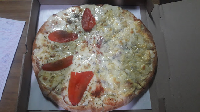 Opinii despre Pizzeria San Carlos în Gerli - Gastronomía y hostelería