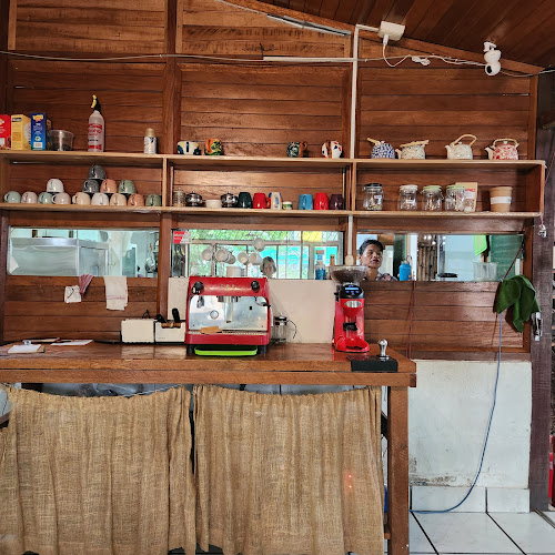 al costado del BURGOS, Jr, 26 De Diciembre 195, Puerto Maldonado 17001, Perú