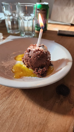 Comentarii opinii despre CUT Resto