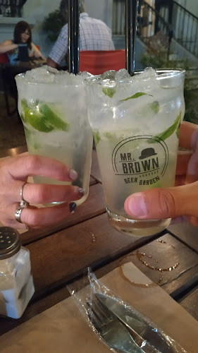 Comentarii opinii despre Mr. Brown Adrogue