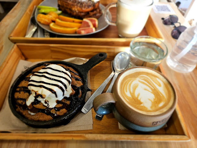 Croissant Café