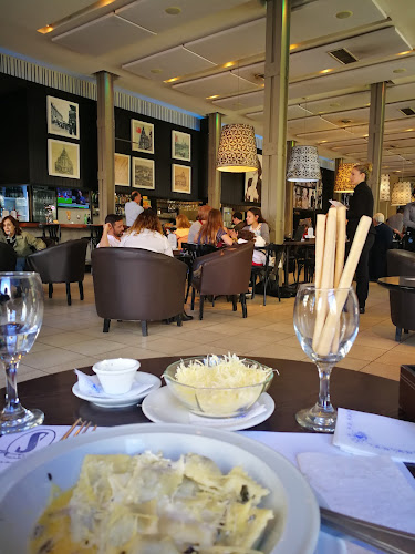 Comentarii opinii despre Savoy Grand Café