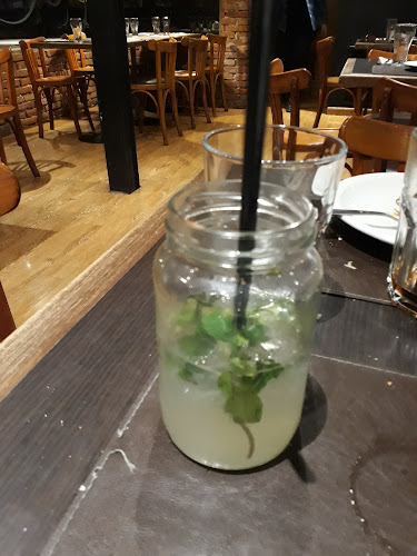 Pizza Zeta Parque Sarmiento Restaurante - Gastronomía y hostelería