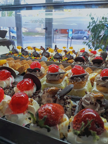 INDEPENDENCIA Pananderia- Confiteria- Catering