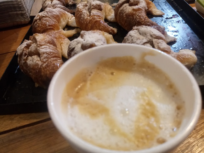 Remedios de Escalada de San Martín 1290, B1686 Hurlingham, Provincia de Buenos Aires