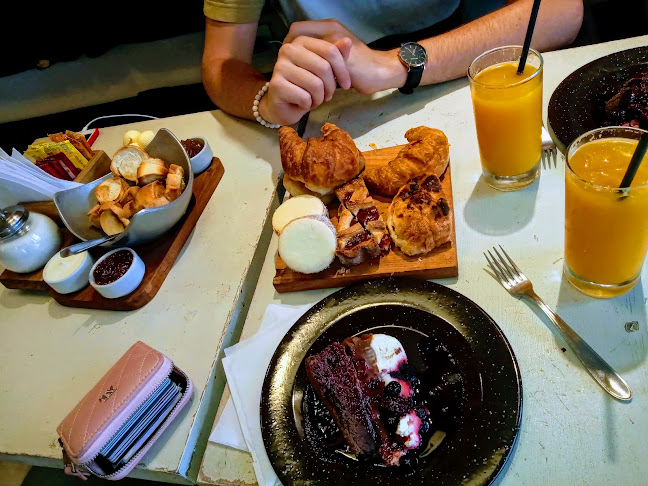 Comentarii opinii despre Siete 10