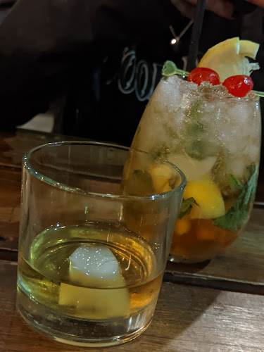 Av. Hipólito Yrigoyen 2065, M5602 San Rafael, Mendoza